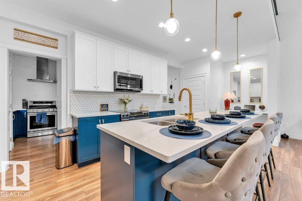501 CONROY CR SW — photo 5