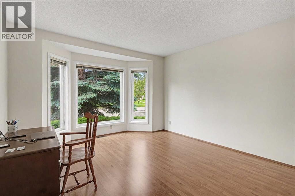 232 Erin Woods Drive SE — photo 3