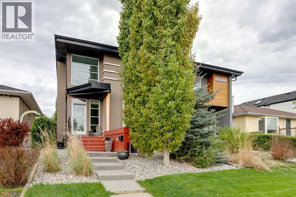 2729 Cochrane Road NW