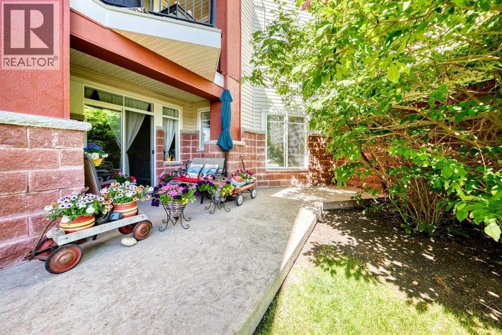 115, 156 Country Village Circle NE — photo 4
