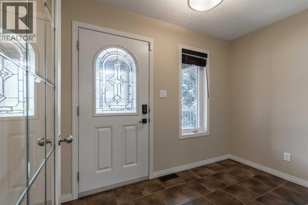 261 Couleesprings Terrace S — photo 5