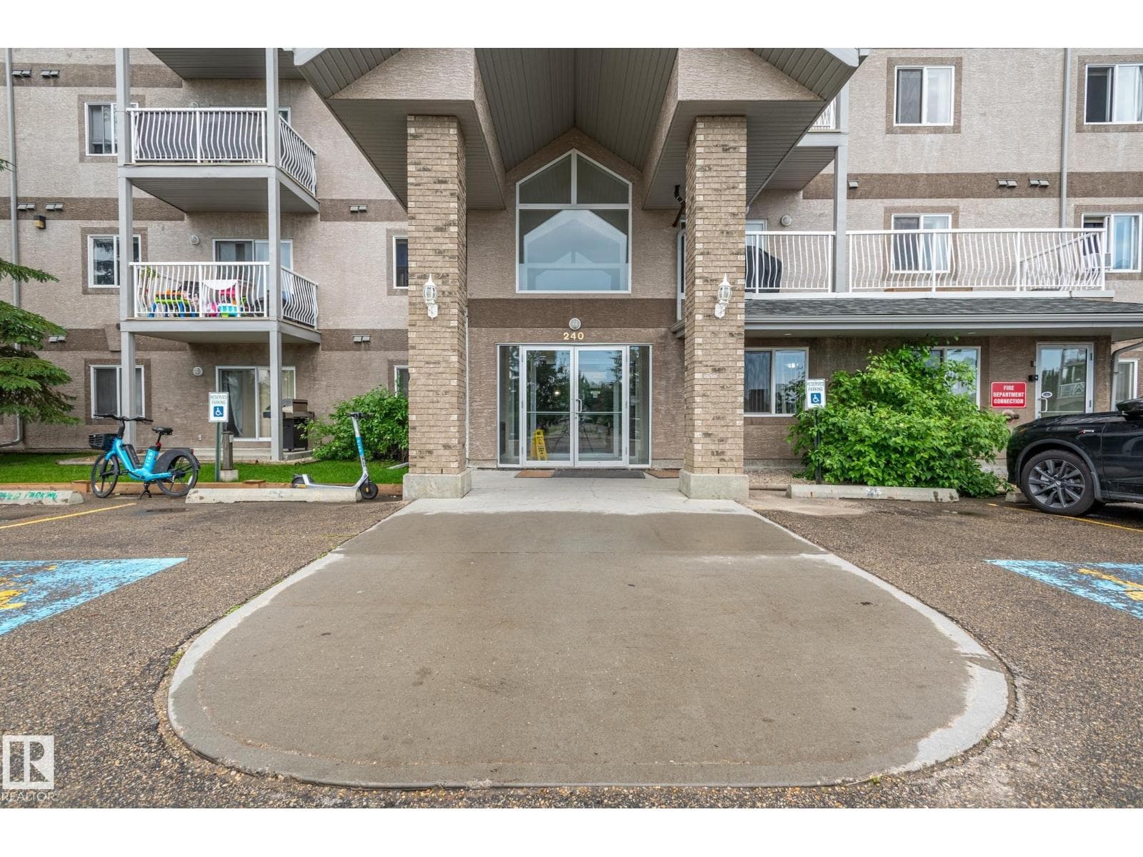 #314 240 Spruce Ridge RD — photo 4