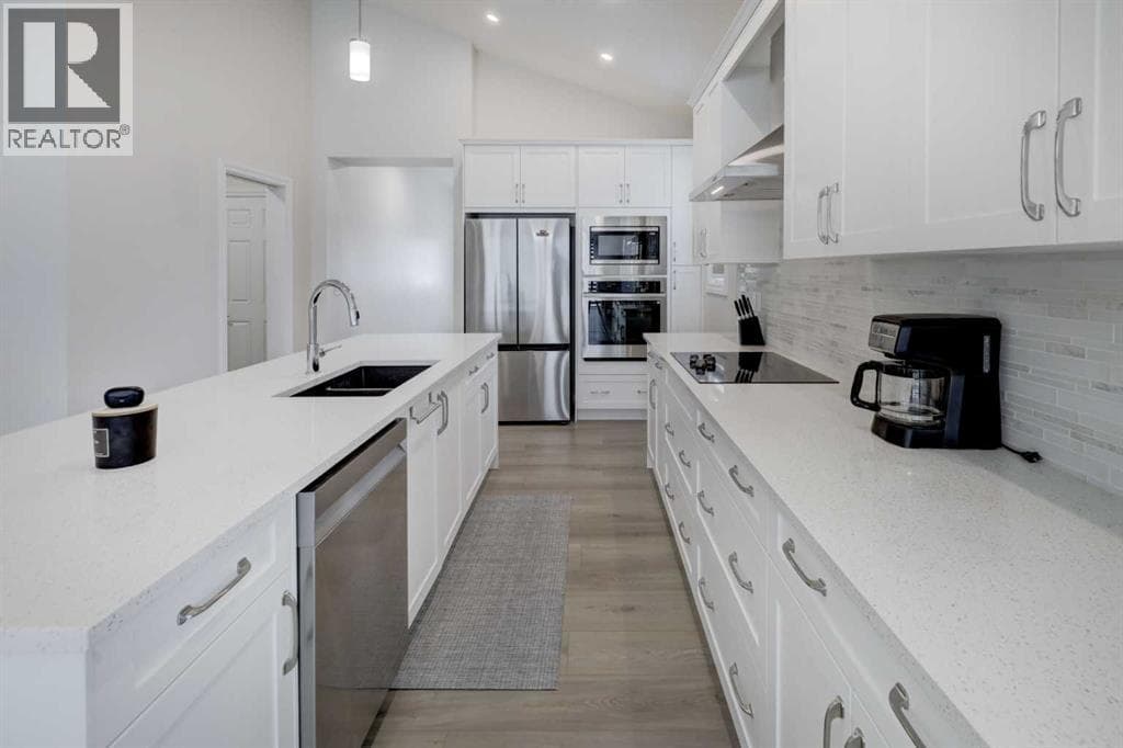 351 Baywater Common SW — photo 5