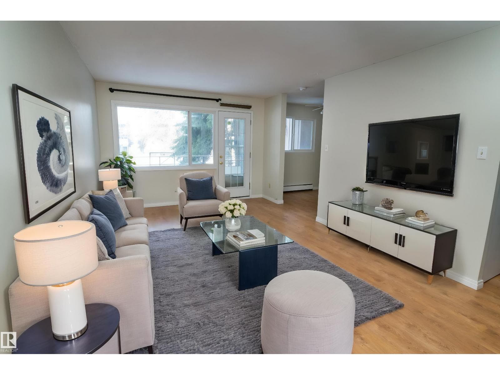 #54 5615 105 ST NW