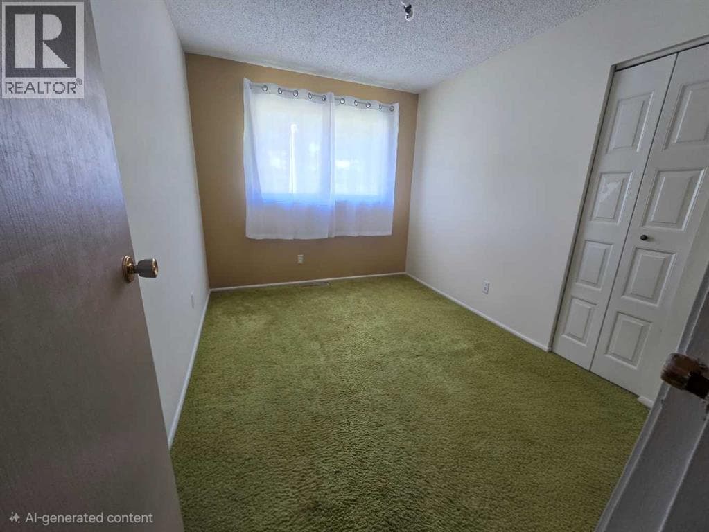 1121 56 Street — photo 4