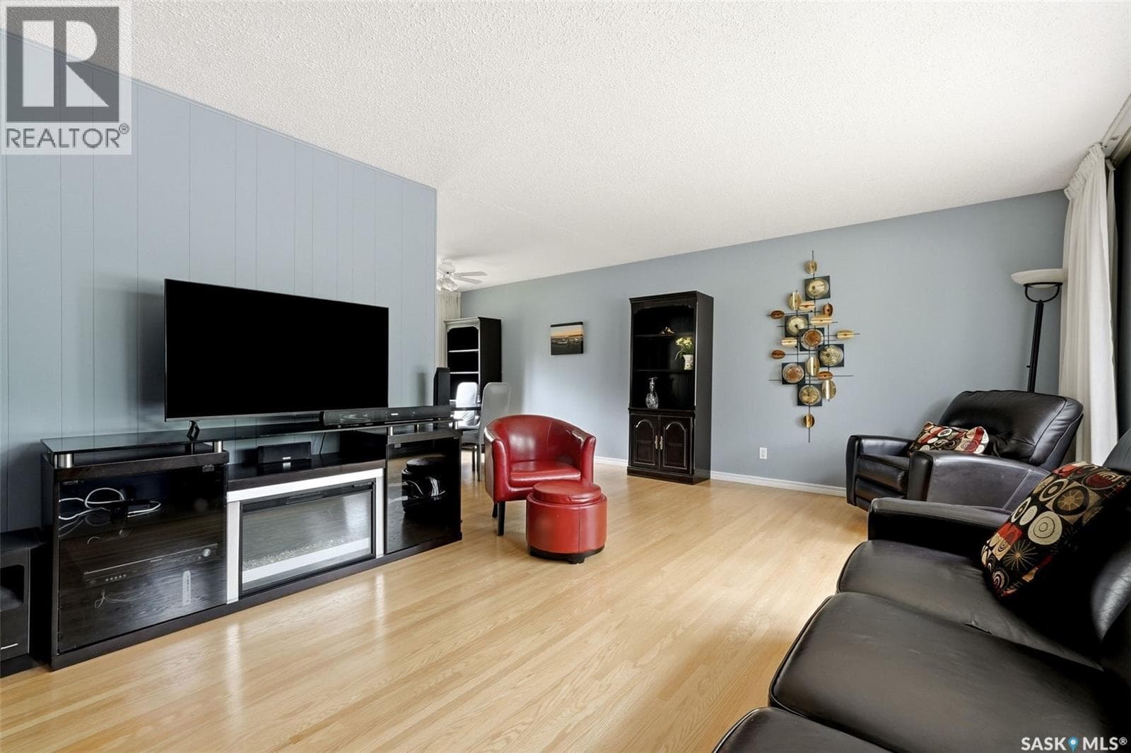 2305 Parliament AVENUE — photo 2