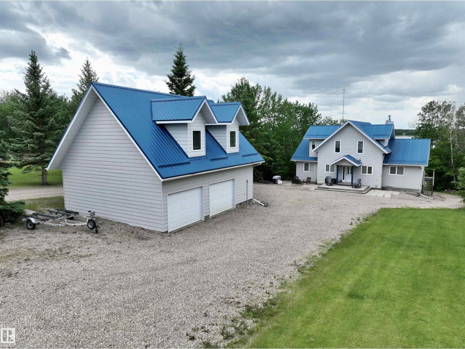 219 56512 RNG ROAD 111