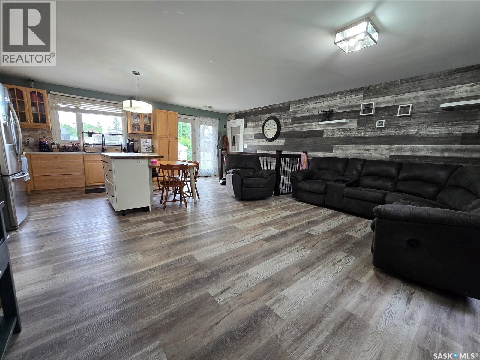 619 BRIMACOMBE DRIVE — photo 3