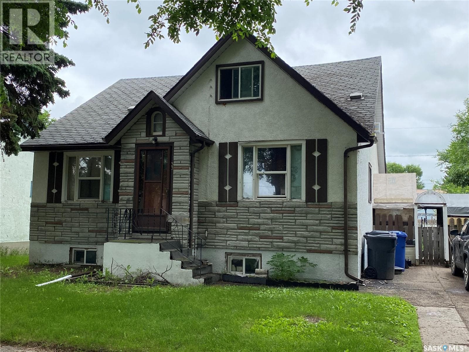 33 Wallace AVENUE