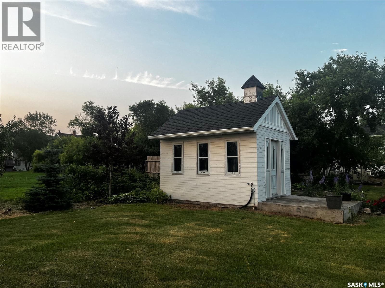 1306 Assiniboia AVENUE — photo 5