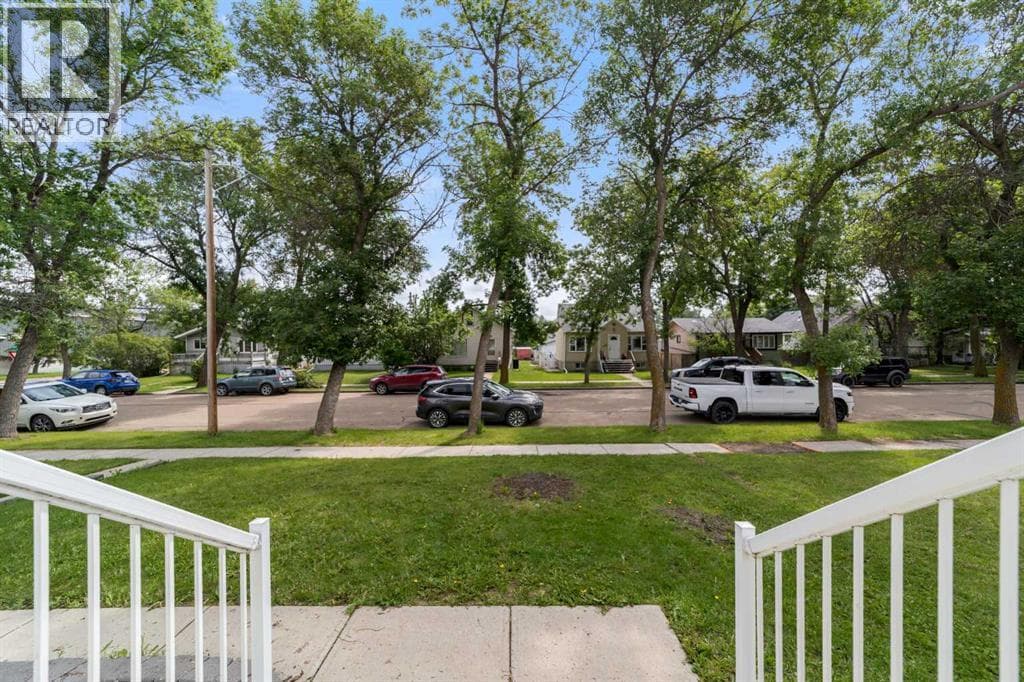 5224 43 Street — photo 5