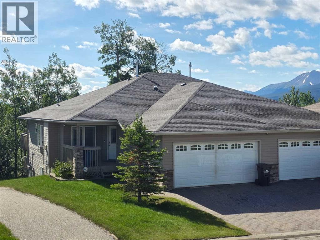 11, 131 Moberly Road
