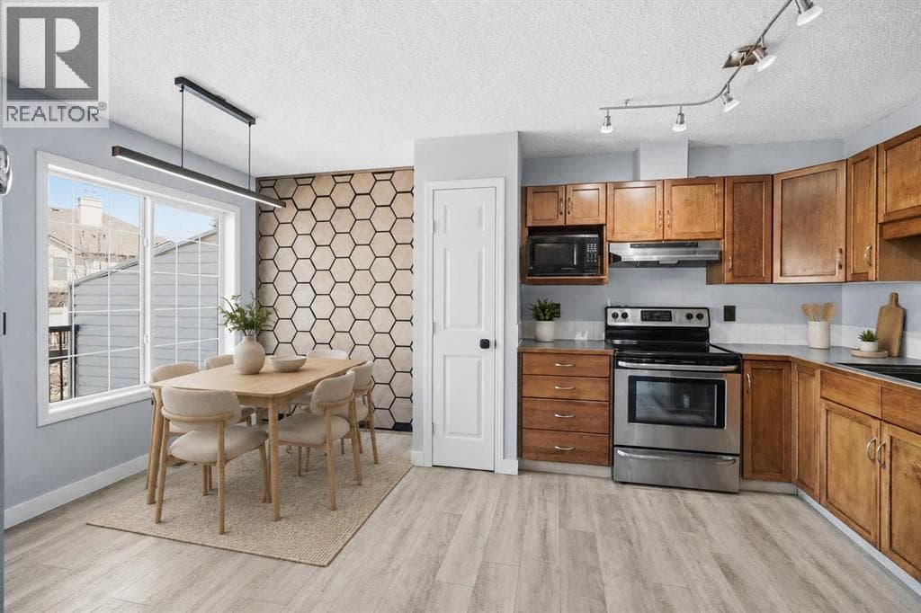 337 Copperfield Boulevard SE — photo 4