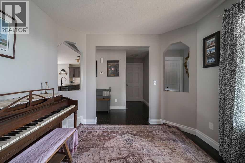 100 Gravelstone Way — photo 2