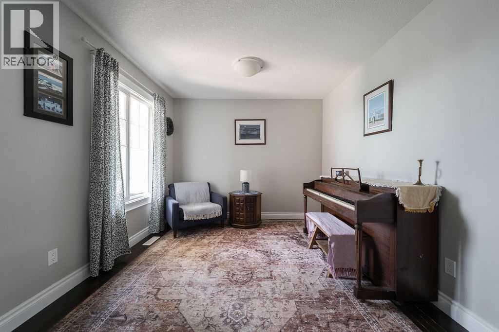 100 Gravelstone Way — photo 3