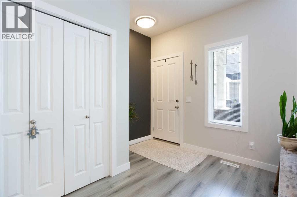 561 Canals Crossing SW — photo 3