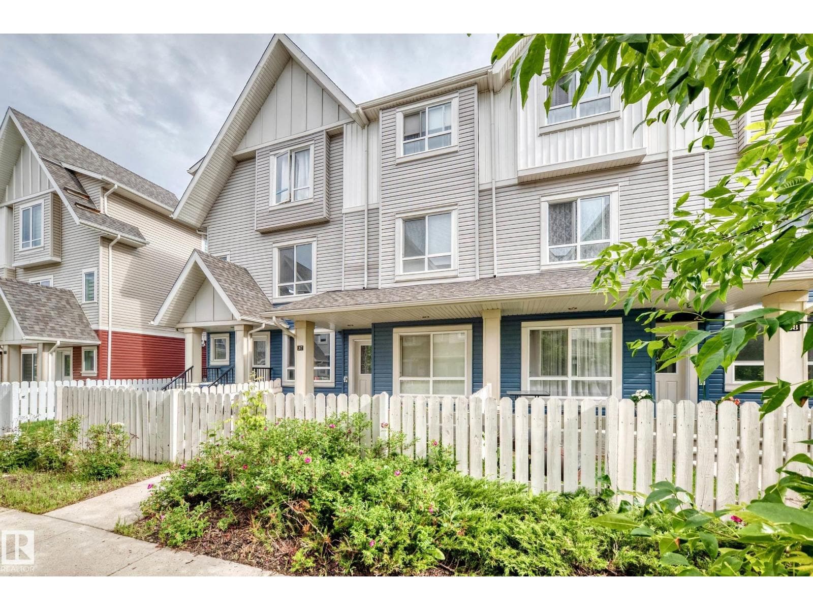 #37 13003 132 AV NW NW