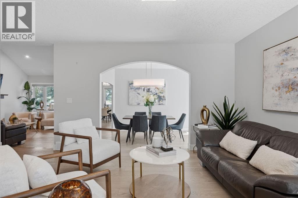 30 Strathcona Road SW — photo 5
