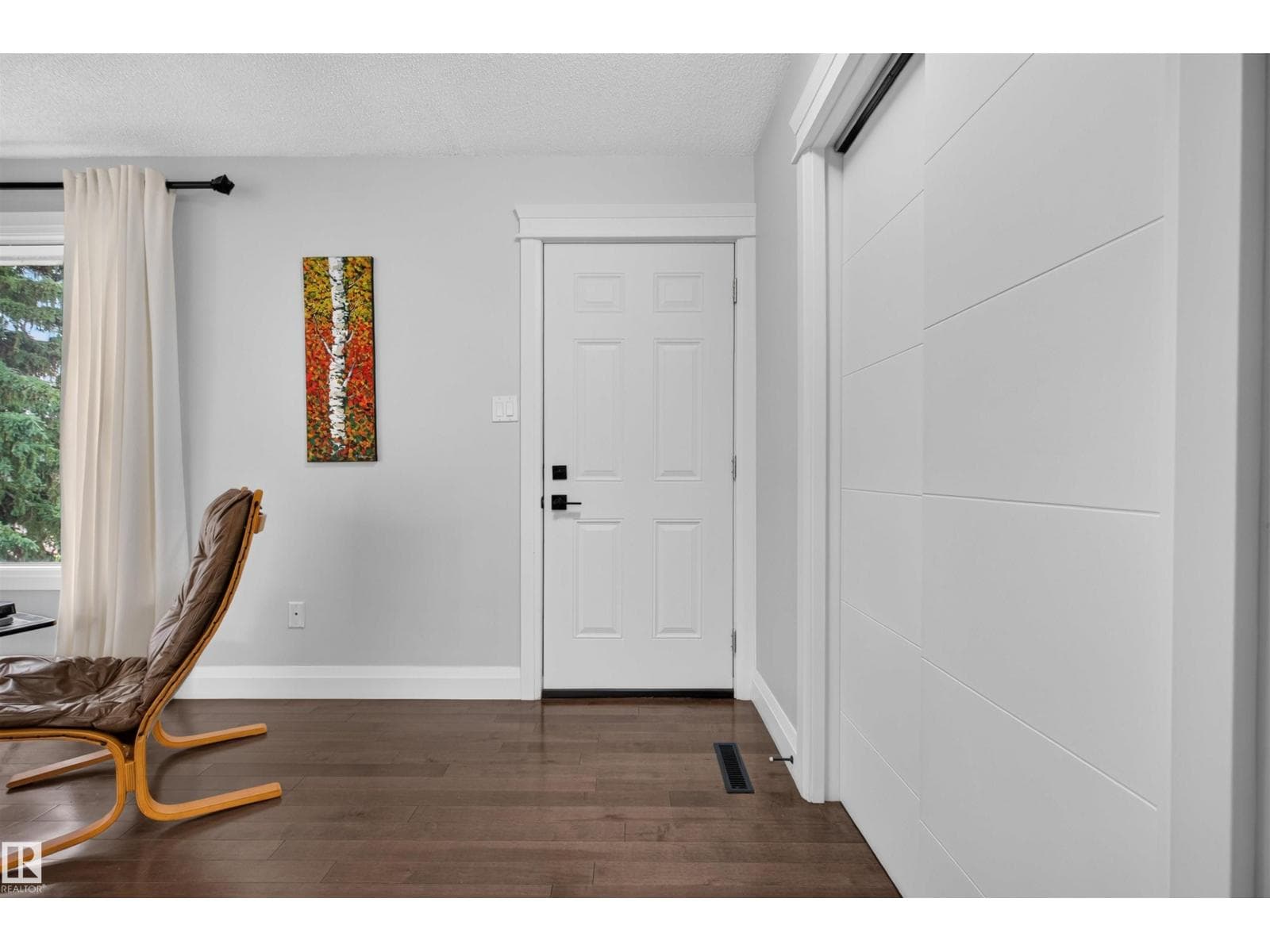 8603 73 ST NW — photo 4