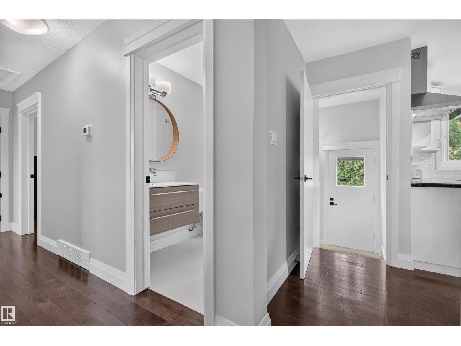 8603 73 ST NW — photo 5