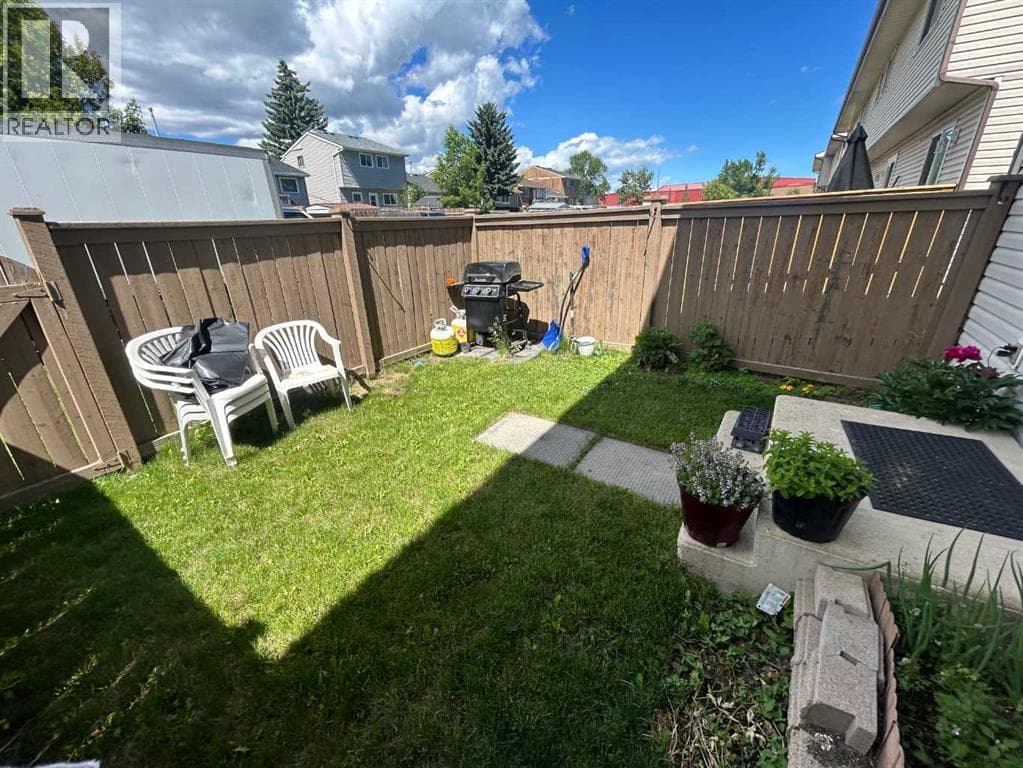 161, 20 Falbury Crescent NE — photo 3