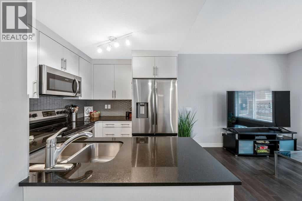 22 West Coach Manor SW — photo 5
