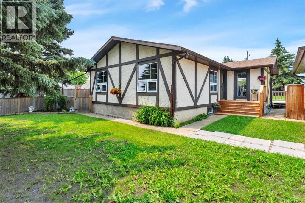 5108 49 Street — photo 2