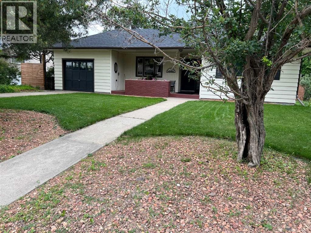 302 Prospect Drive SW