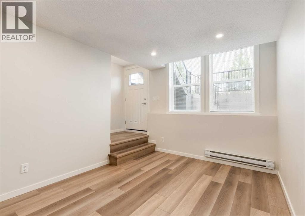 408 Cranbrook Square SE — photo 3