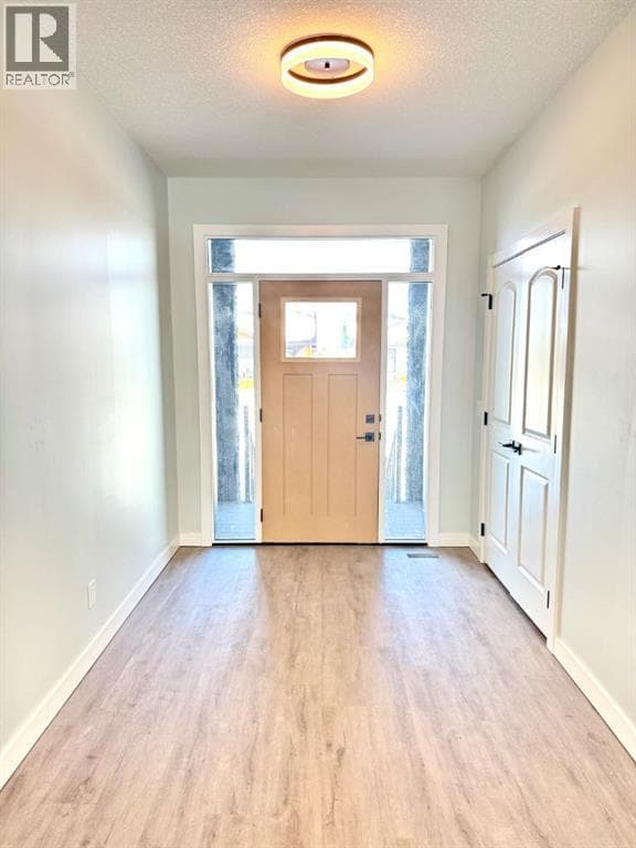 131 Westview Drive — photo 2