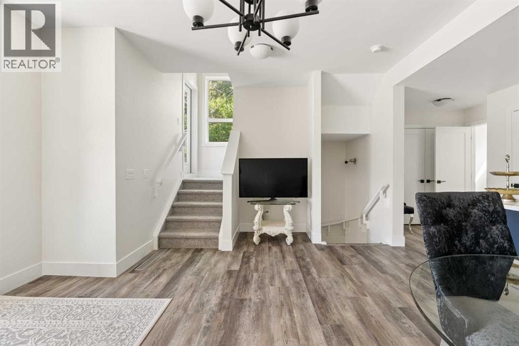 2851 12 Avenue SW — photo 3