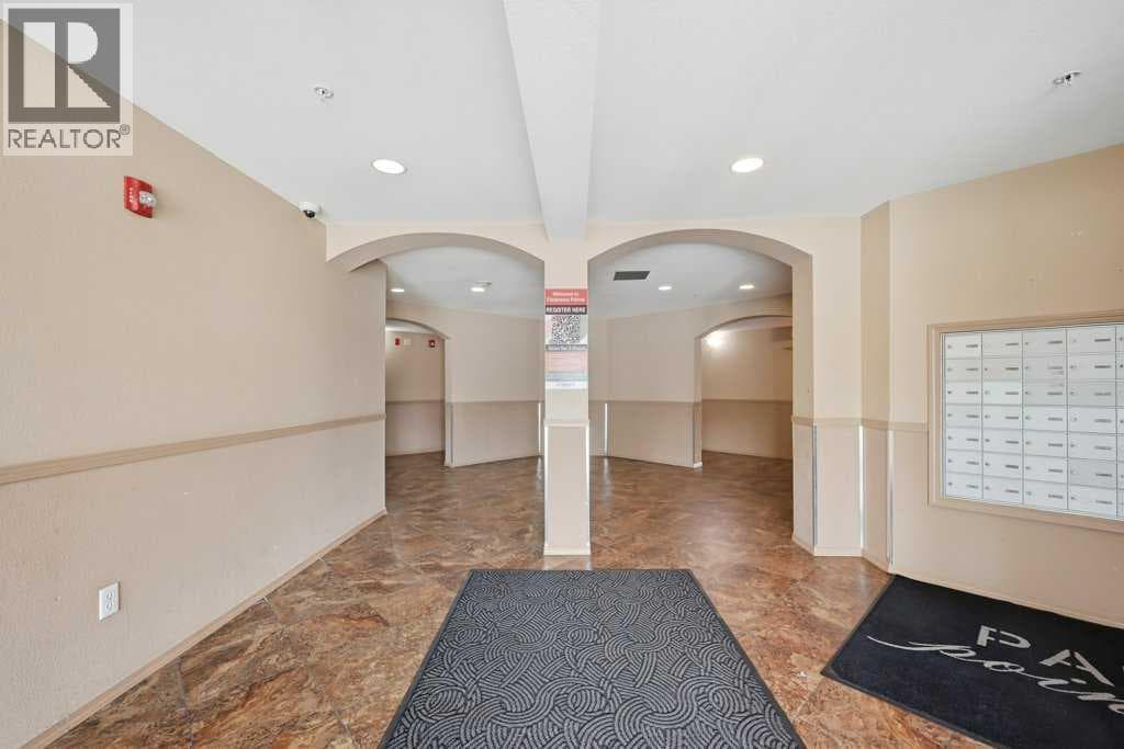 4212, 60 Panatella Street NW — photo 5