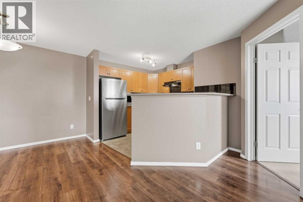 3408, 10 Prestwick Bay SE — photo 5