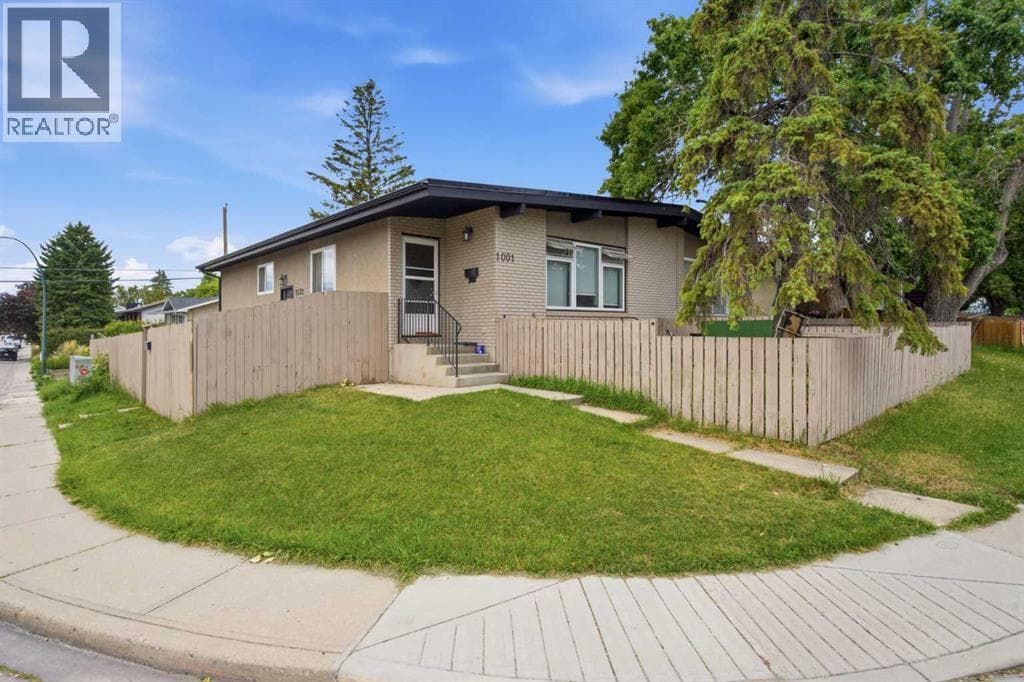 1001 McKinnon Drive NE — photo 2