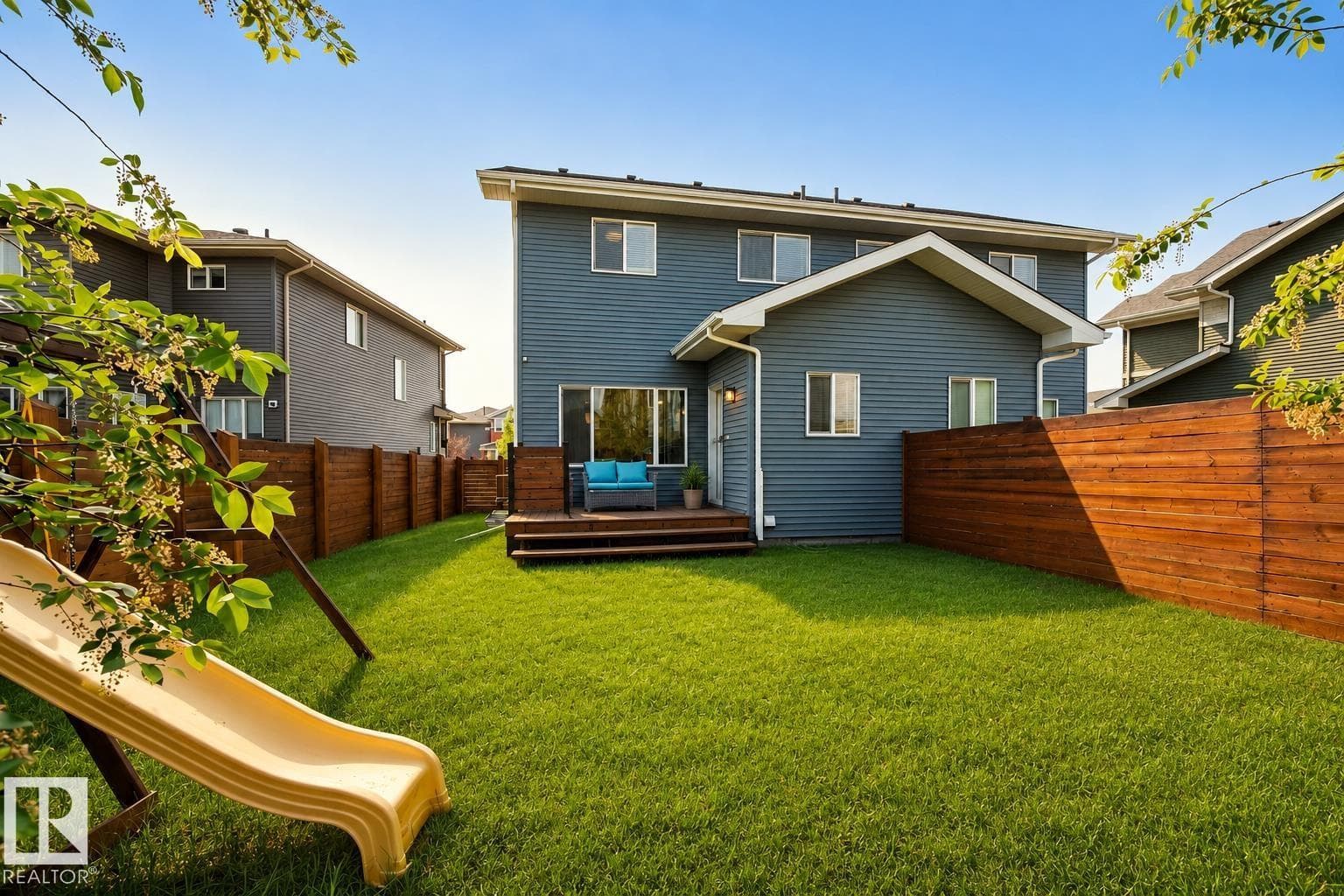 70 JAMES CR — photo 2