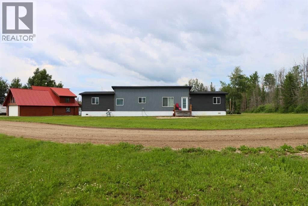 111, 71127 Range Road 234 — photo 3