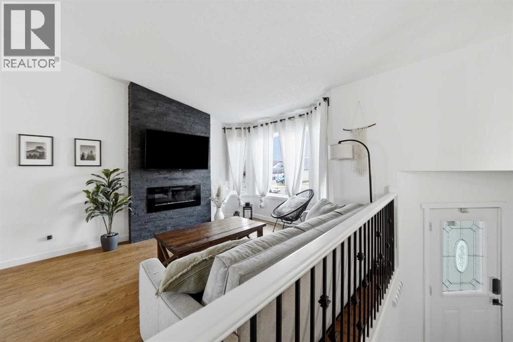 48 Dodge Avenue — photo 4