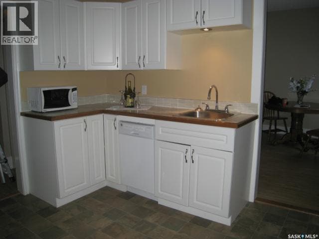 1437 Argyle STREET — photo 3