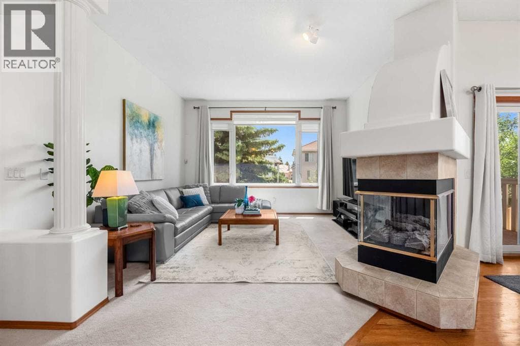 125 Woodpark Close SW — photo 3