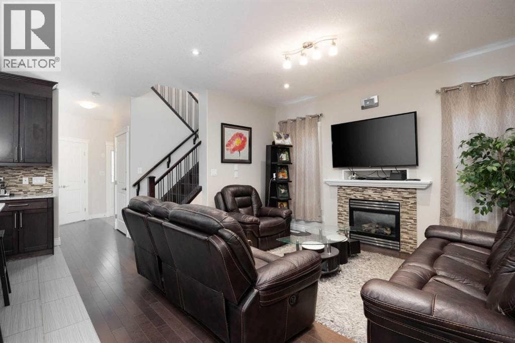 157 Coniker Crescent — photo 5