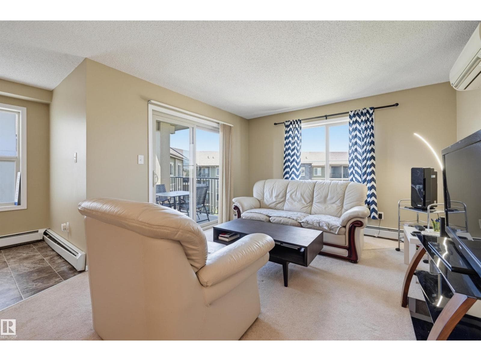 #424 274 MCCONACHIE DR NW — photo 3