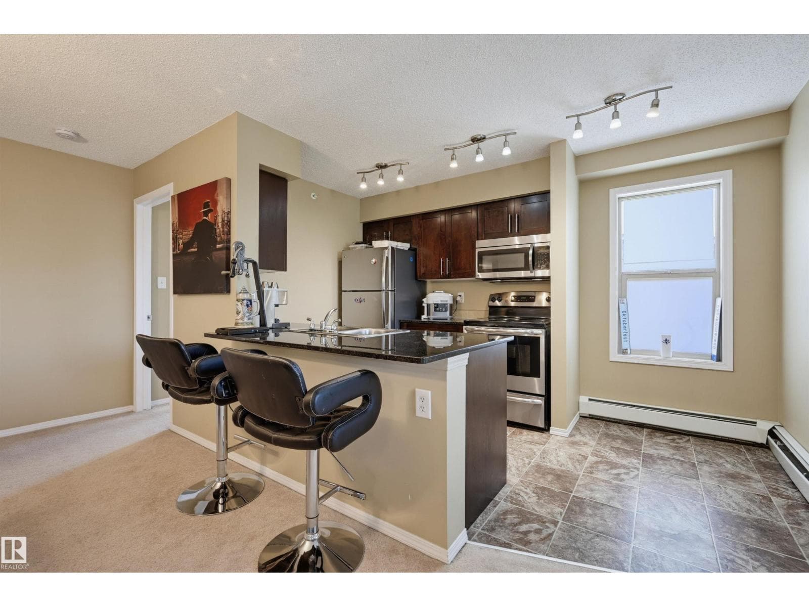 #424 274 MCCONACHIE DR NW — photo 4