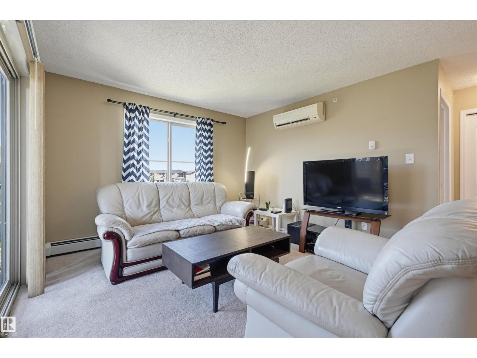 #424 274 MCCONACHIE DR NW — photo 5
