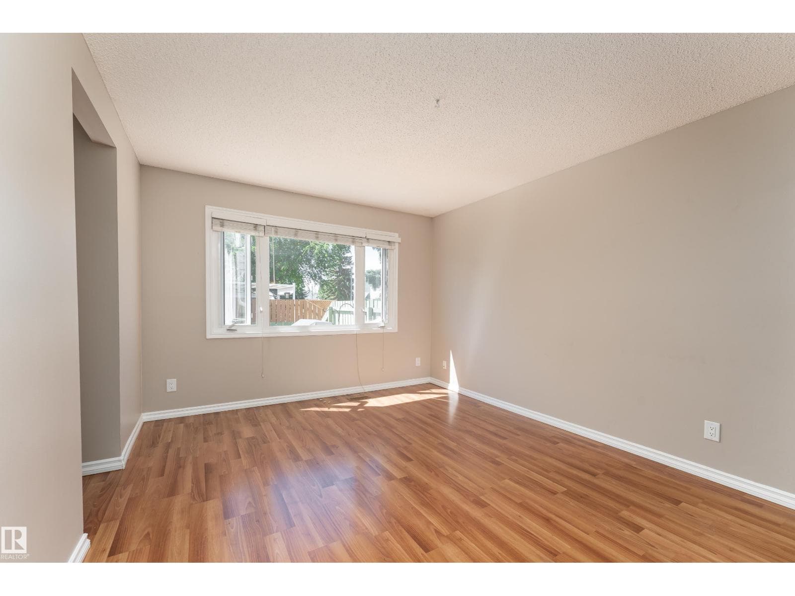 16B CALLINGWOOD CO NW — photo 4