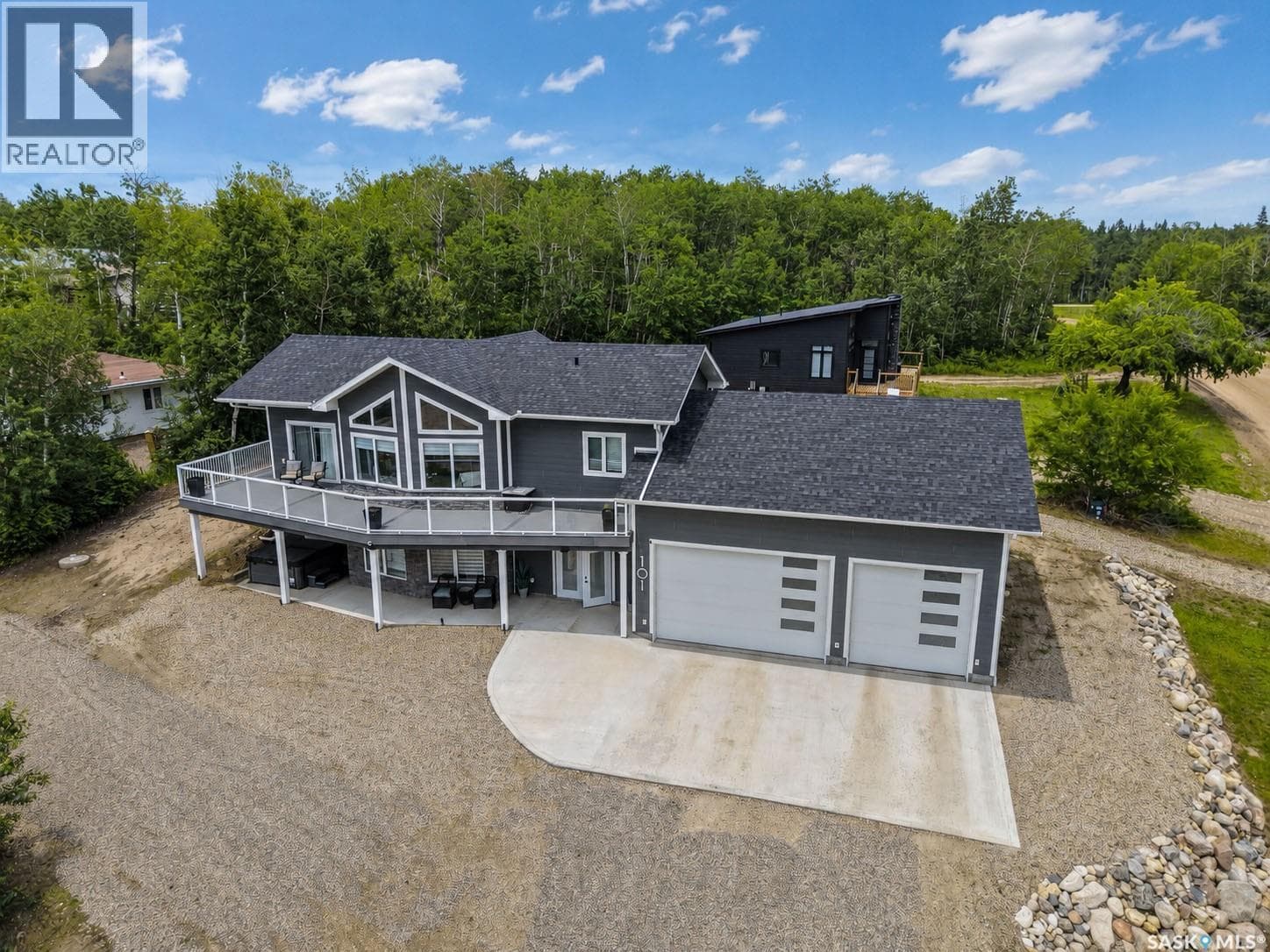 101 Jacobson DRIVE