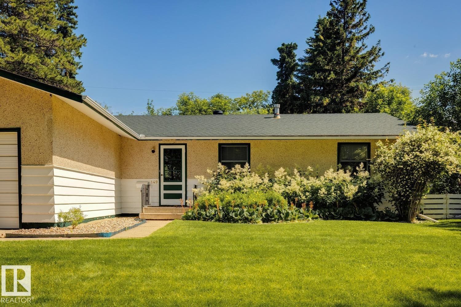 149 COTTONWOOD AV — photo 2