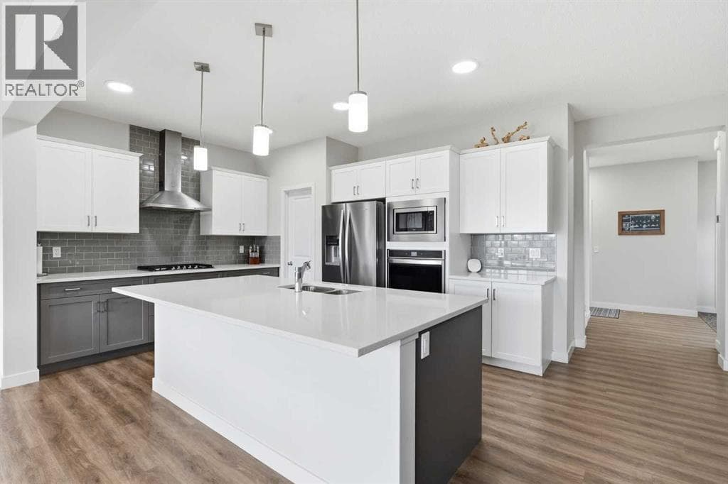 15 Lawrence Green SE — photo 4