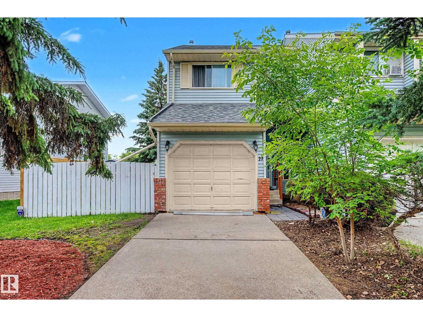 19 PINEVIEW DR — photo 4