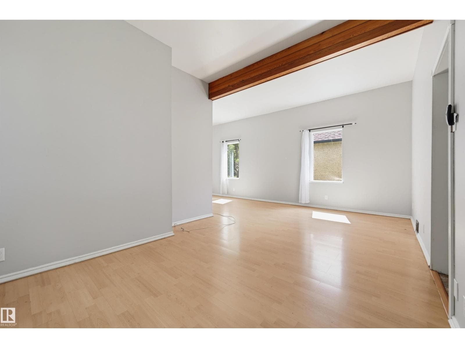 11450 71 ST NW NW — photo 5