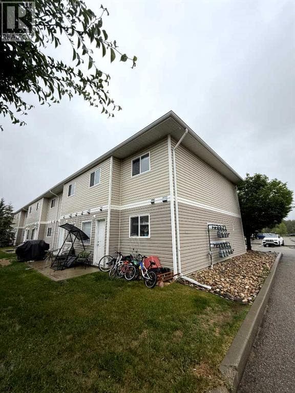 568, 100 Jordan Parkway — photo 3